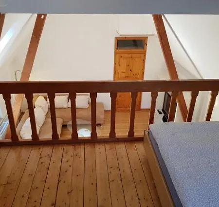 Schreinerei Adenauer Apartment *