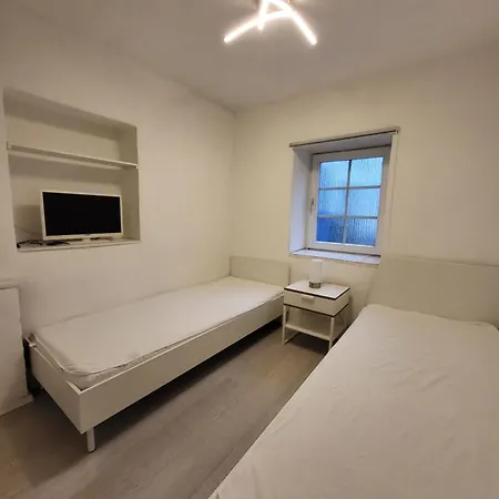 Schreinerei Adenauer Apartamento Bruchhausen (Neuwied)