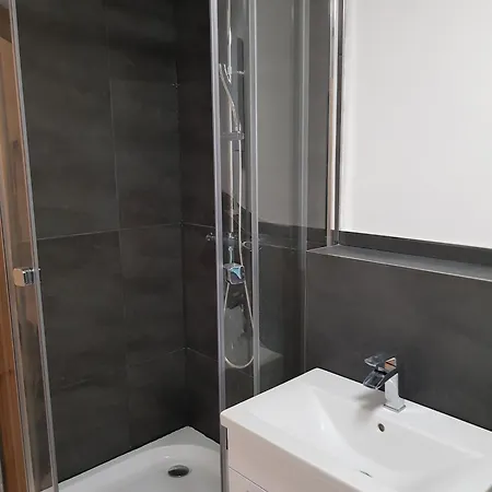 Schreinerei Adenauer Apartamento